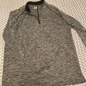 Men’s Under Armour pullover
